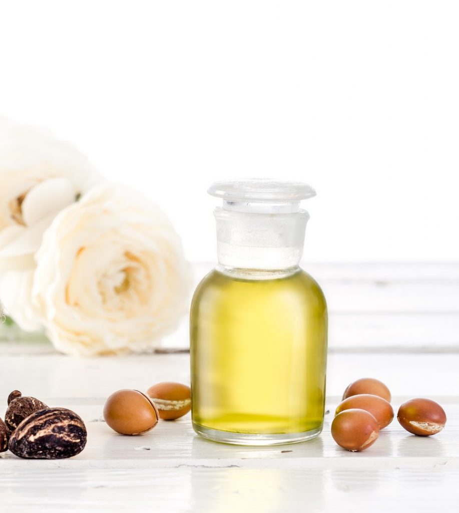 فوائد زيت الشيا واستخداماتة المذهلة للشعر