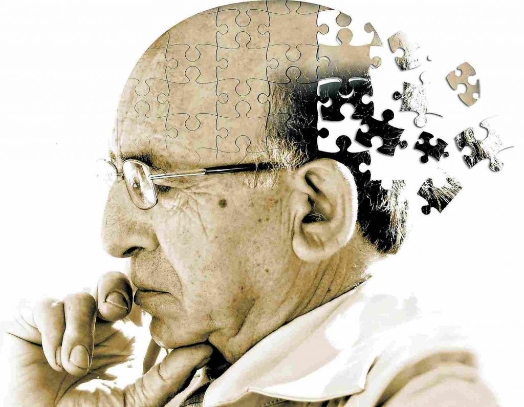 أعراض الزهايمر وكيفية علاجة